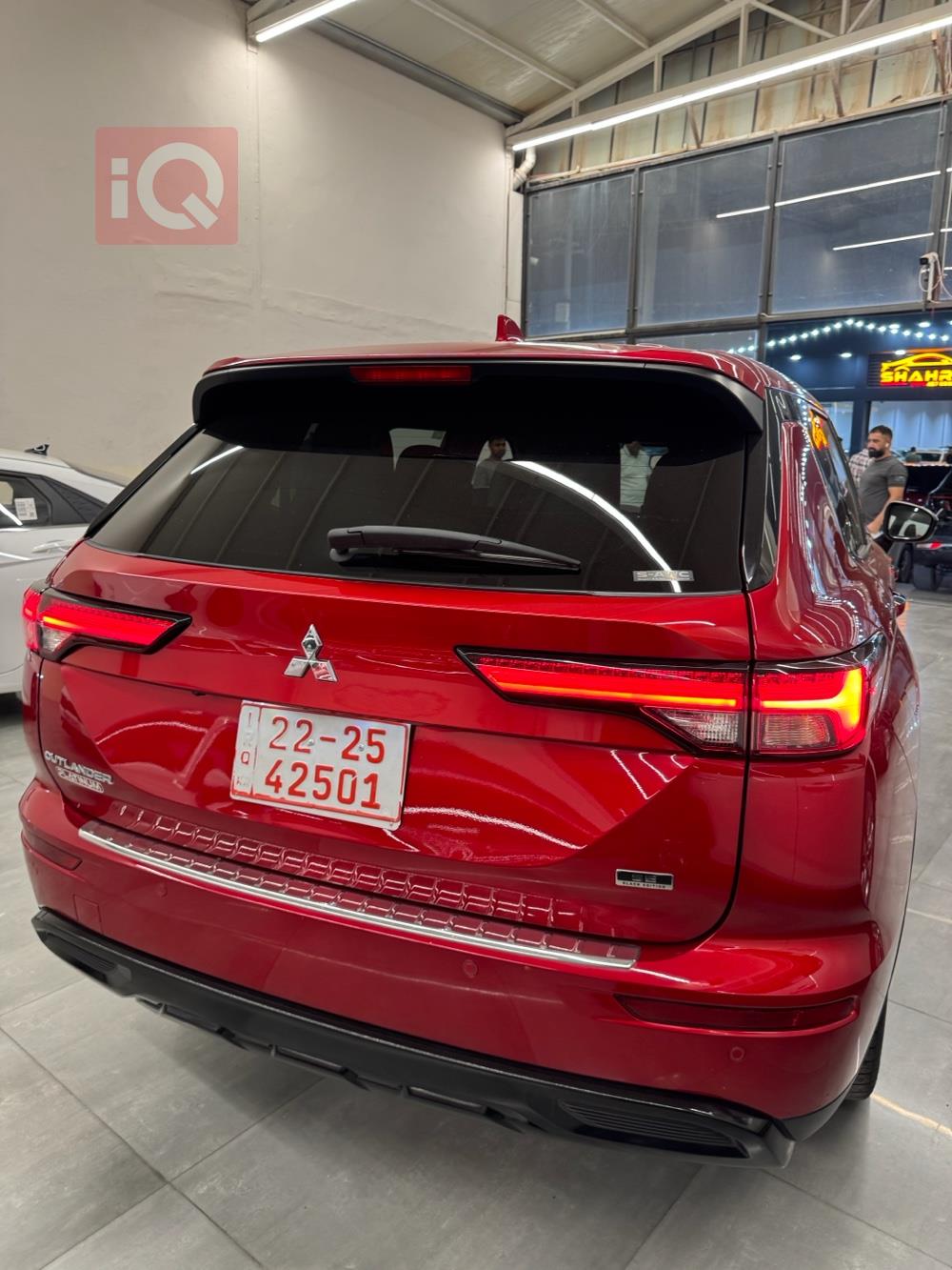 ميتسوبيشي اوتلاندر